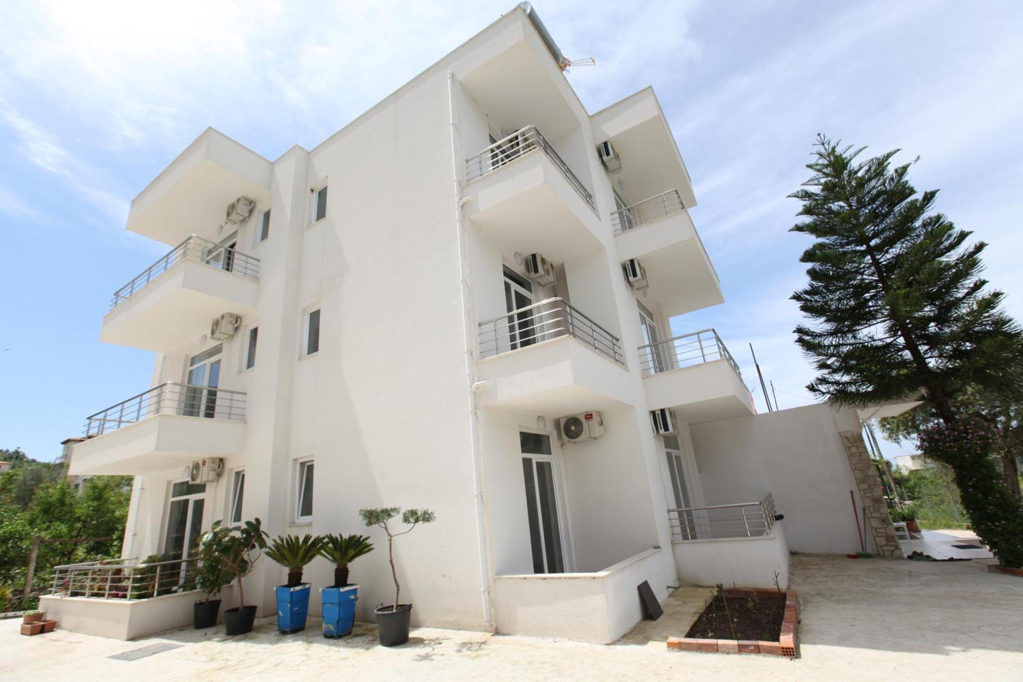 Ferienwohnung The Sunny Side Himarë Exterior foto