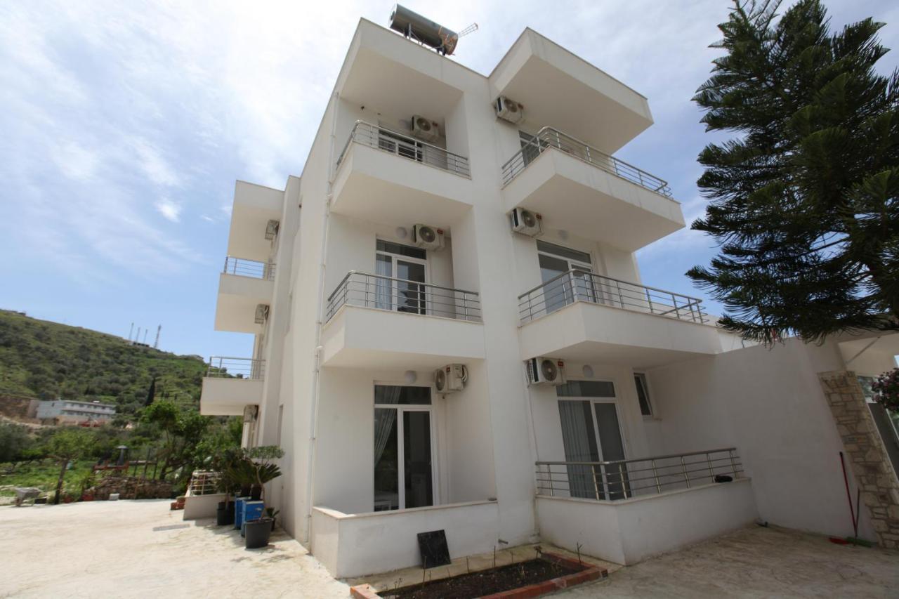 Ferienwohnung The Sunny Side Himarë Exterior foto
